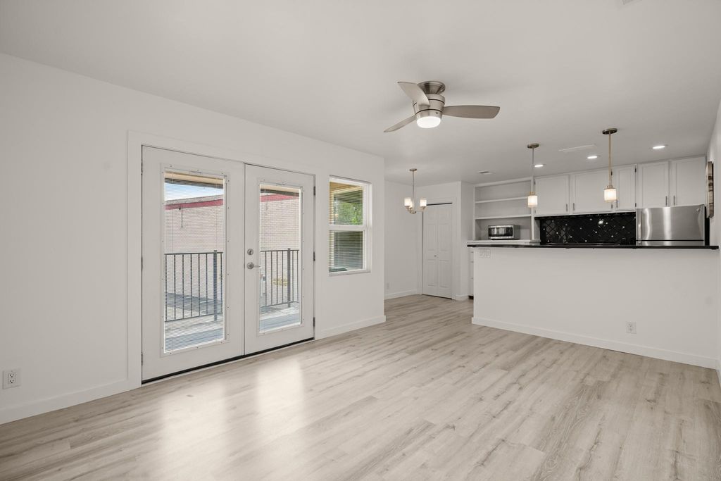 2600 Penny Lane LN 211, Austin, TX 78757
