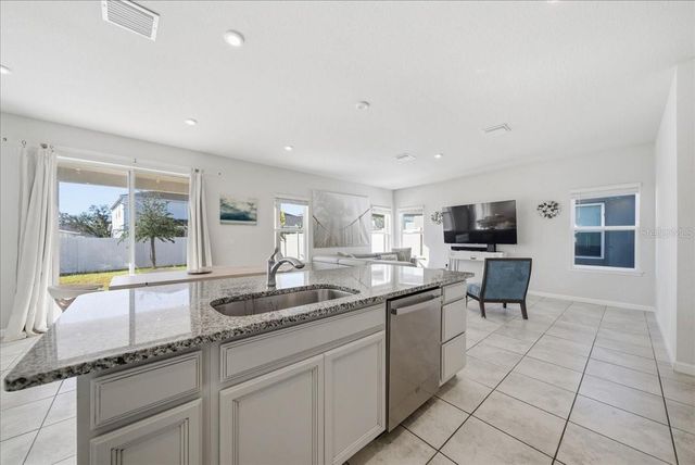 5018 GRAND TETON COURT, Deland, FL 32724