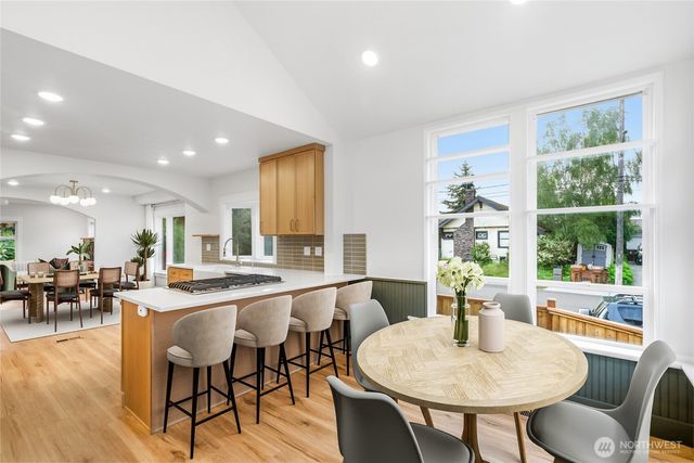 1519 N Alder Street, Tacoma, WA 98406