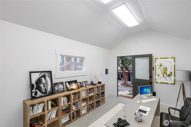 1519 N Alder Street, Tacoma, WA 98406