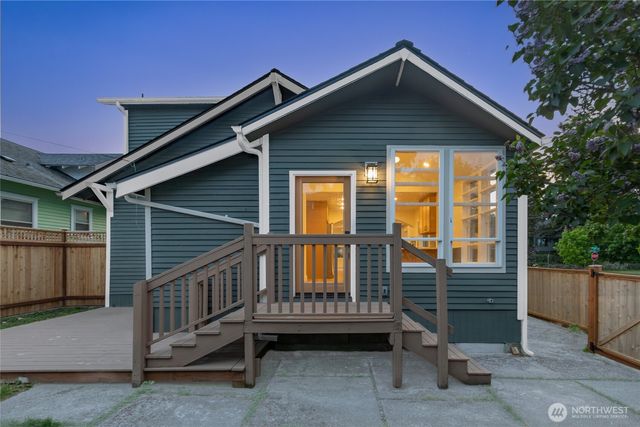 1519 N Alder Street, Tacoma, WA 98406