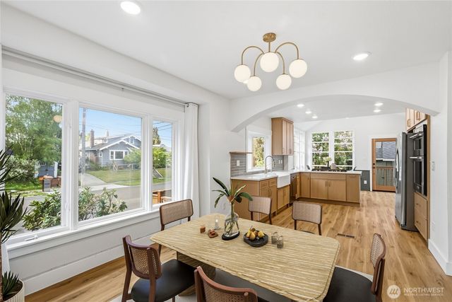 1519 N Alder Street, Tacoma, WA 98406
