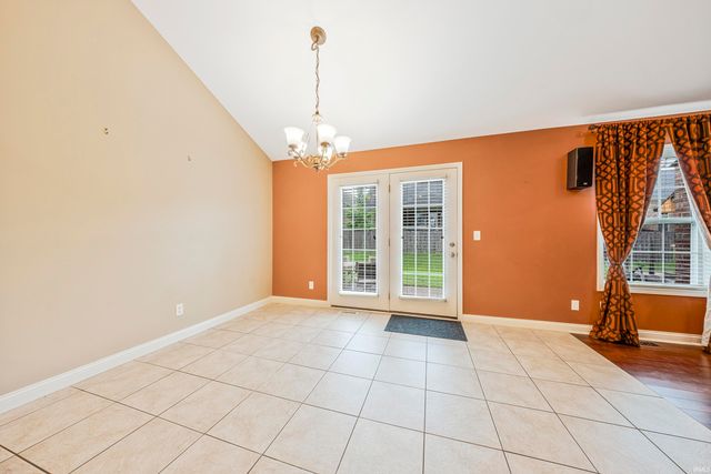 4620 Clint Circle, Newburgh, IN 47630