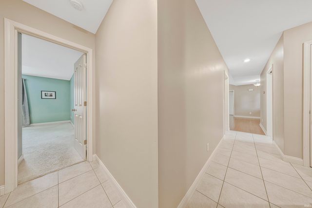 4620 Clint Circle, Newburgh, IN 47630