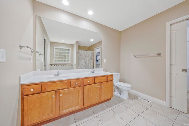 4620 Clint Circle, Newburgh, IN 47630