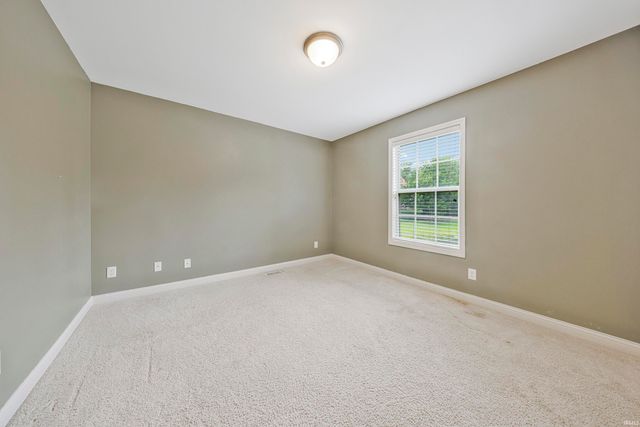 4620 Clint Circle, Newburgh, IN 47630