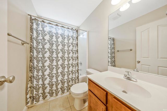 4620 Clint Circle, Newburgh, IN 47630