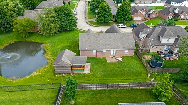 4620 Clint Circle, Newburgh, IN 47630
