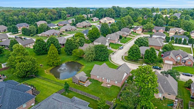 4620 Clint Circle, Newburgh, IN 47630