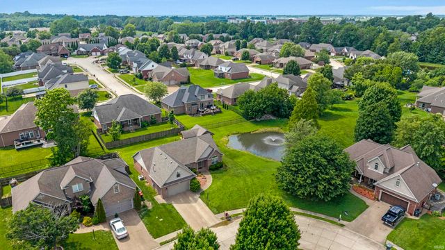 4620 Clint Circle, Newburgh, IN 47630