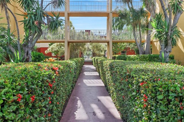 2366 E MALL DRIVE 101, Fort Myers, FL 33901