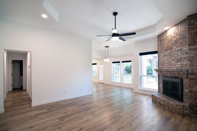 2523 Satinwood Court, Arlington, TX 76001