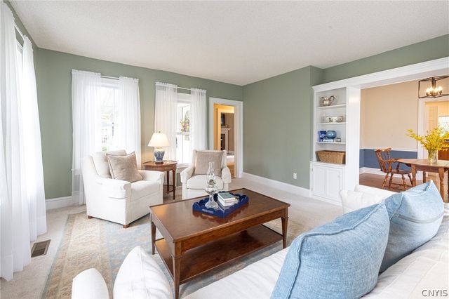 45 Leitch Avenue, Skaneateles, NY 13152