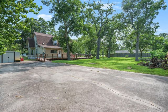 14306 4th Street, Santa Fe, TX 77517