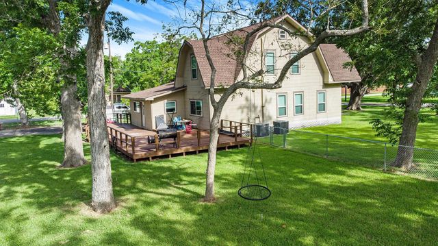 14306 4th Street, Santa Fe, TX 77517