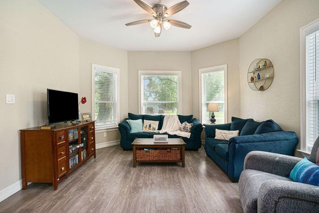 14306 4th Street, Santa Fe, TX 77517