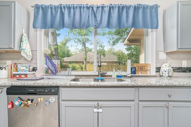 14306 4th Street, Santa Fe, TX 77517