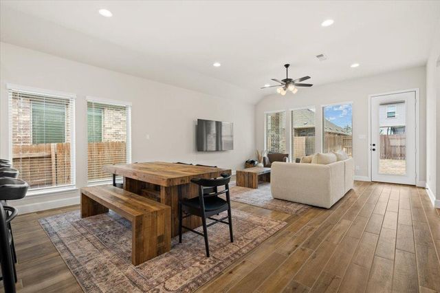 120 Plumbago LOOP, Bastrop, TX 78602