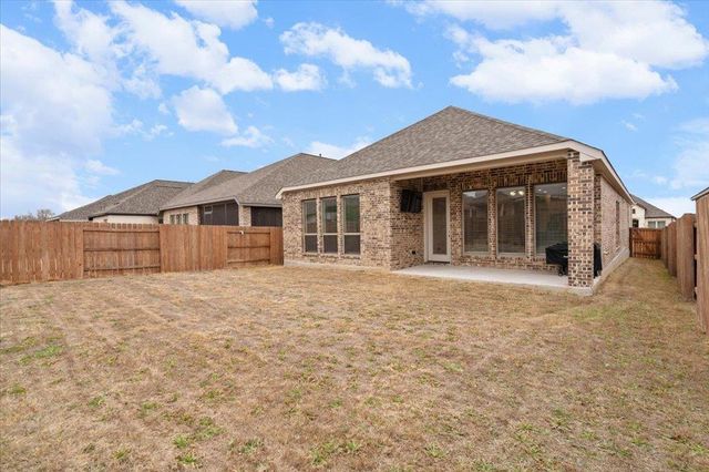 120 Plumbago LOOP, Bastrop, TX 78602