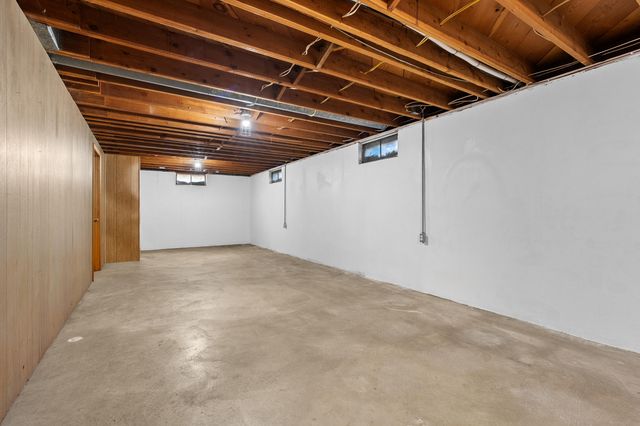 122 Kellogg Street, Battle Creek City, MI 49037