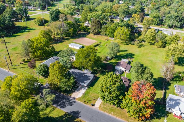 122 Kellogg Street, Battle Creek City, MI 49037