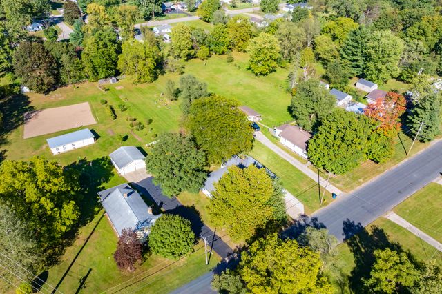 122 Kellogg Street, Battle Creek City, MI 49037