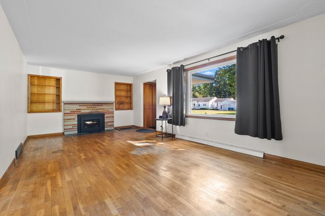 122 Kellogg Street, Battle Creek City, MI 49037