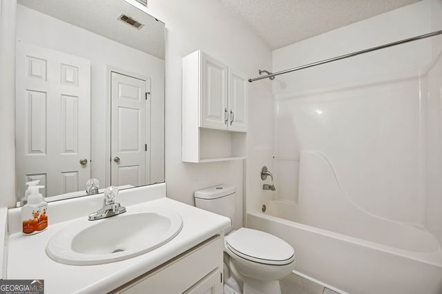 134 Lake Ashley Drive, Kingsland, GA 31548