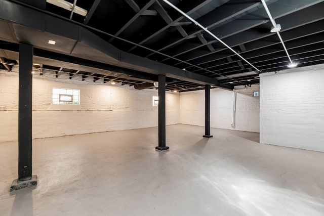 1520 Wesley Avenue, Berwyn, IL 60402