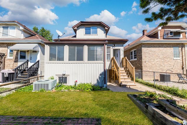 1520 Wesley Avenue, Berwyn, IL 60402