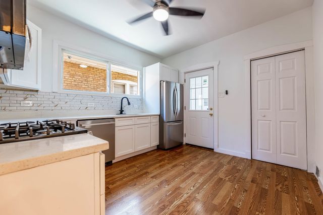 1520 Wesley Avenue, Berwyn, IL 60402