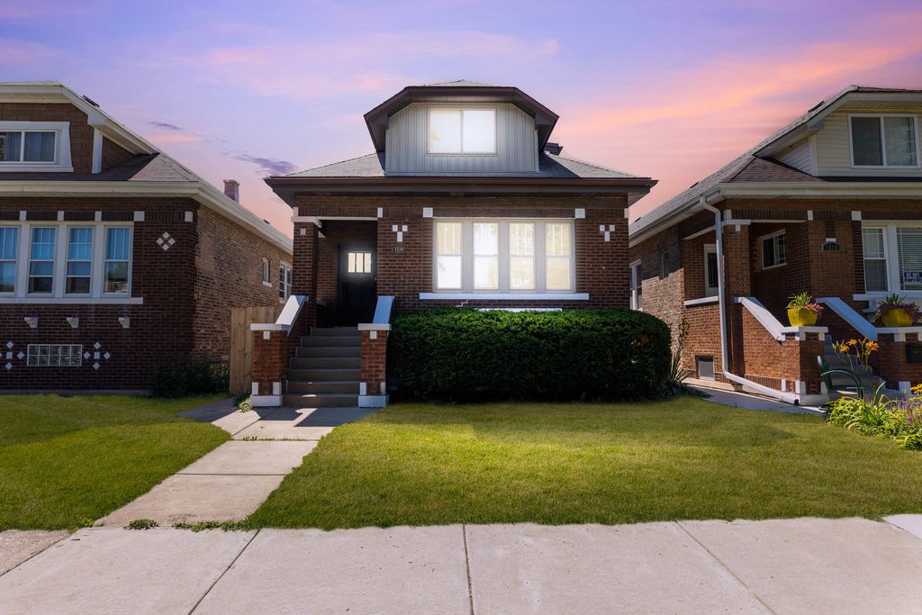 1520 Wesley Avenue, Berwyn, IL 60402