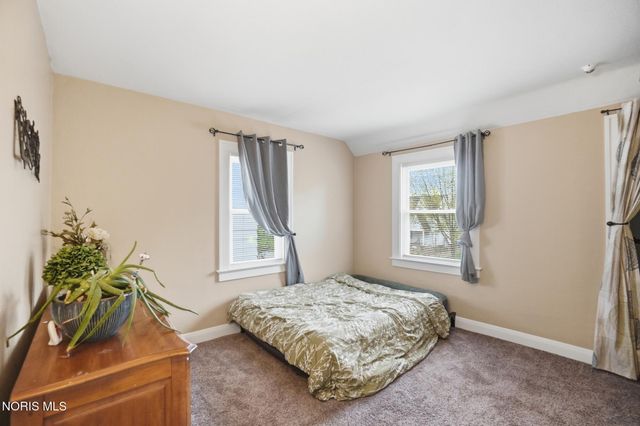 2703 Wyndale Road, Toledo, OH 43613