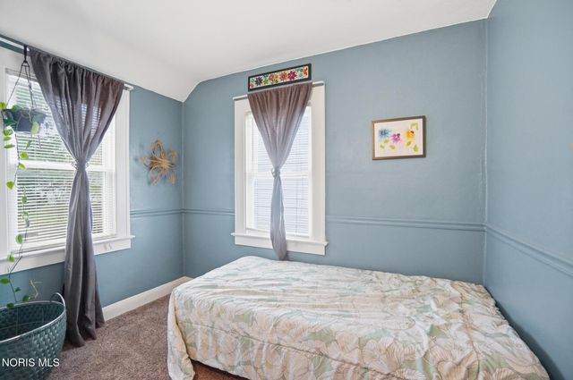 2703 Wyndale Road, Toledo, OH 43613