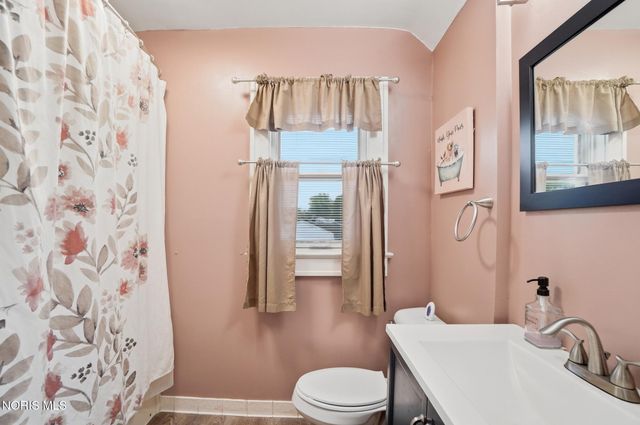 2703 Wyndale Road, Toledo, OH 43613