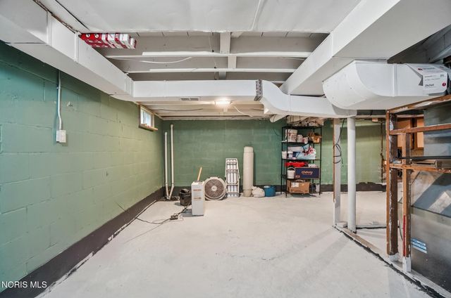 2703 Wyndale Road, Toledo, OH 43613