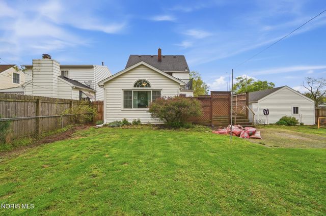 2703 Wyndale Road, Toledo, OH 43613