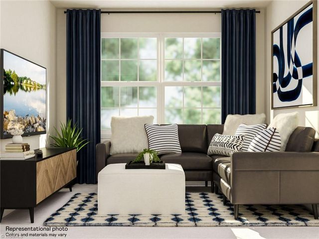 5525 Hydrangea Street, Winston-salem, NC 27104