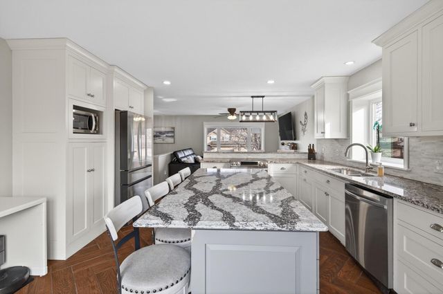 9085 Prairie Street, Elko New Market, MN 55020