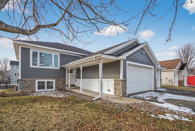 9085 Prairie Street, Elko New Market, MN 55020