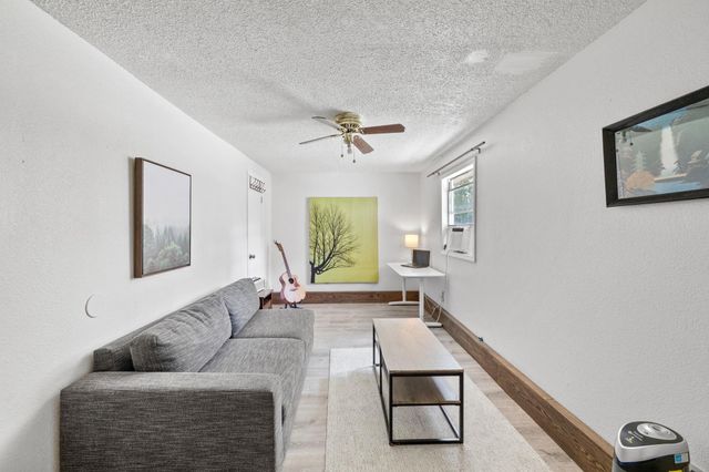 902 Mansell Ave, Austin, TX 78702