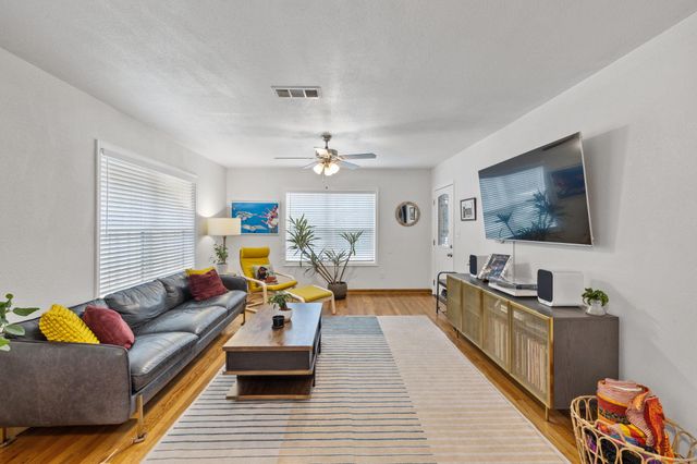 902 Mansell Ave, Austin, TX 78702