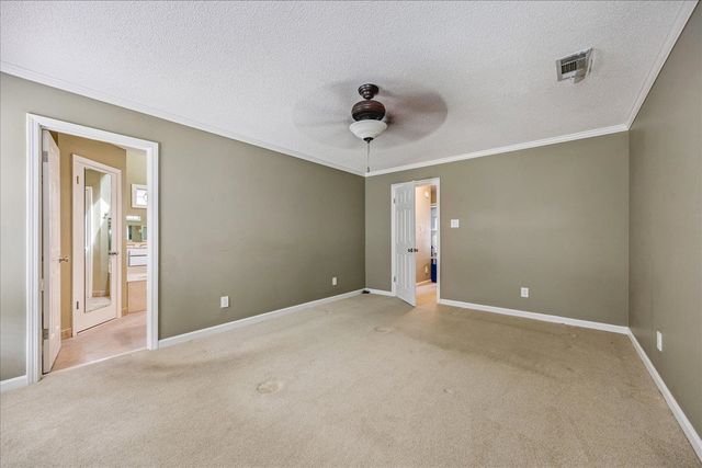 888 WAIF WOODS LN, Cordova, TN 38018