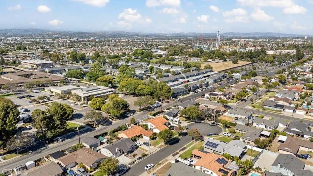 7083 Santa Rita, Buena Park, CA 90620