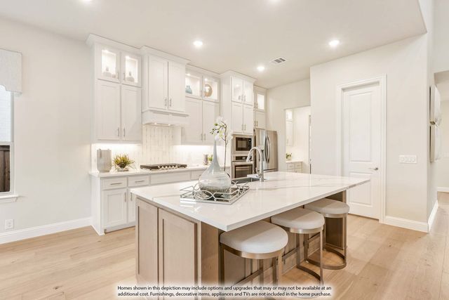 524 Sanctuary Drive, Waxahachie, TX 75165