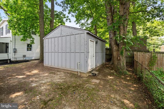 1606 OPUS AVE, Capitol Heights, MD 20743