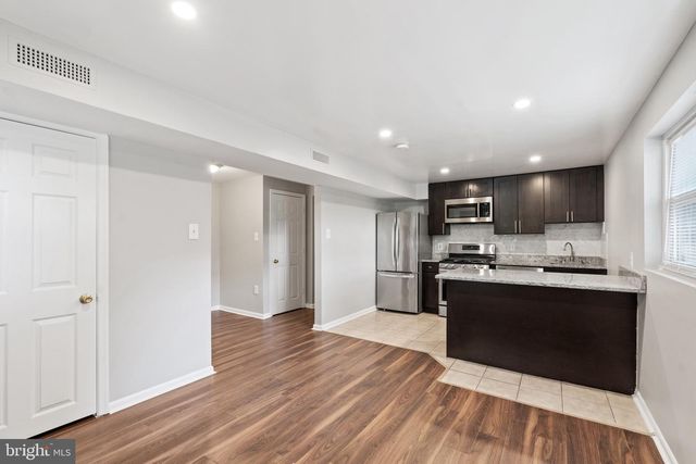 1606 OPUS AVE, Capitol Heights, MD 20743