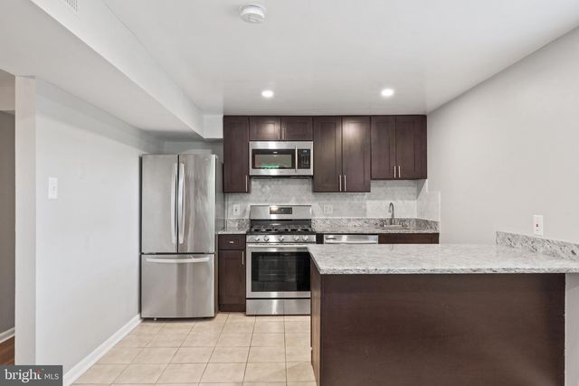 1606 OPUS AVE, Capitol Heights, MD 20743