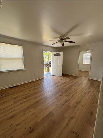 66 Cavalier RD, Hampton, VA 23669