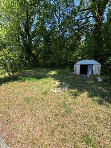 66 Cavalier RD, Hampton, VA 23669